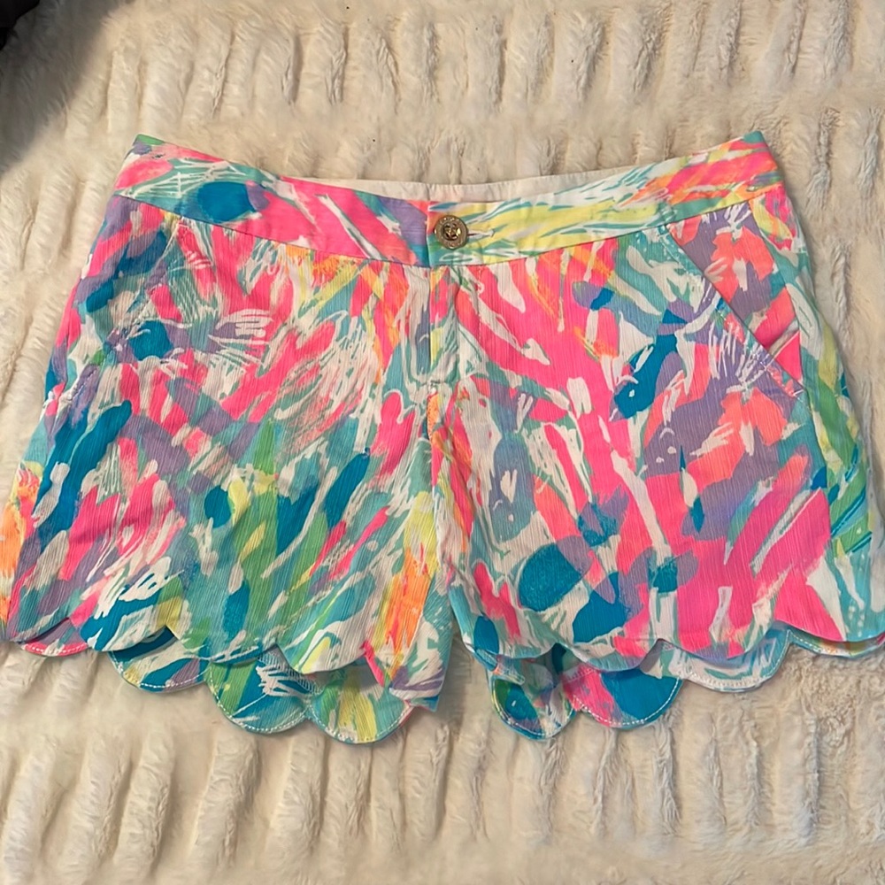 Lilly Pulitzer Sparkling Sands Buttercup shorts